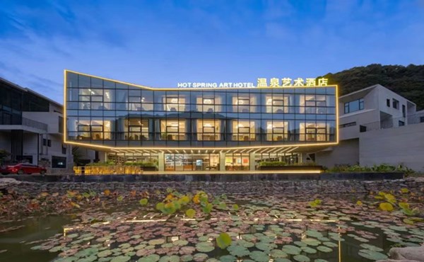 这几个温泉旅游度假村案例的策划规划带给我们怎样的启示？